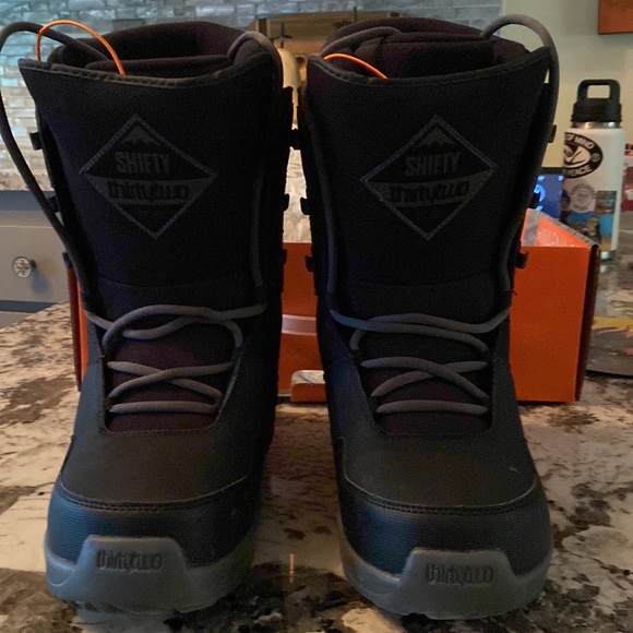 Thirtytwo Shifty Snowboard Boots - Picture 11 of 12